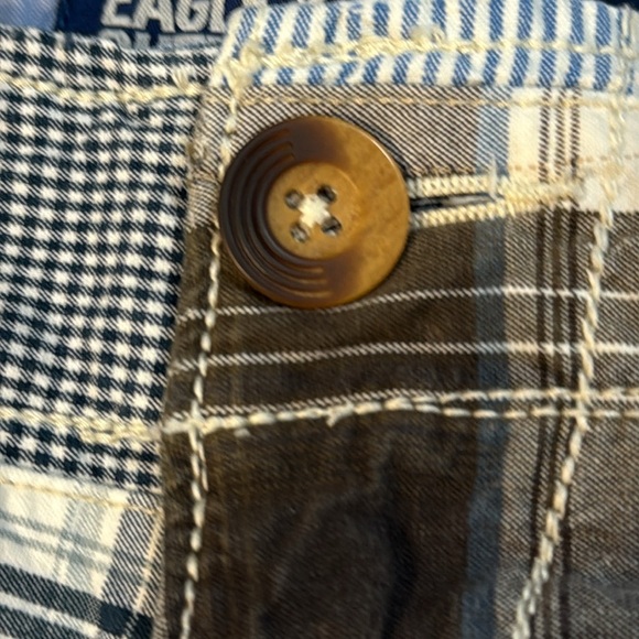 American Eagle Outfitters Men’s 32 Patchwork  9” Inseam Distressed Shorts - Picture 8 of 8